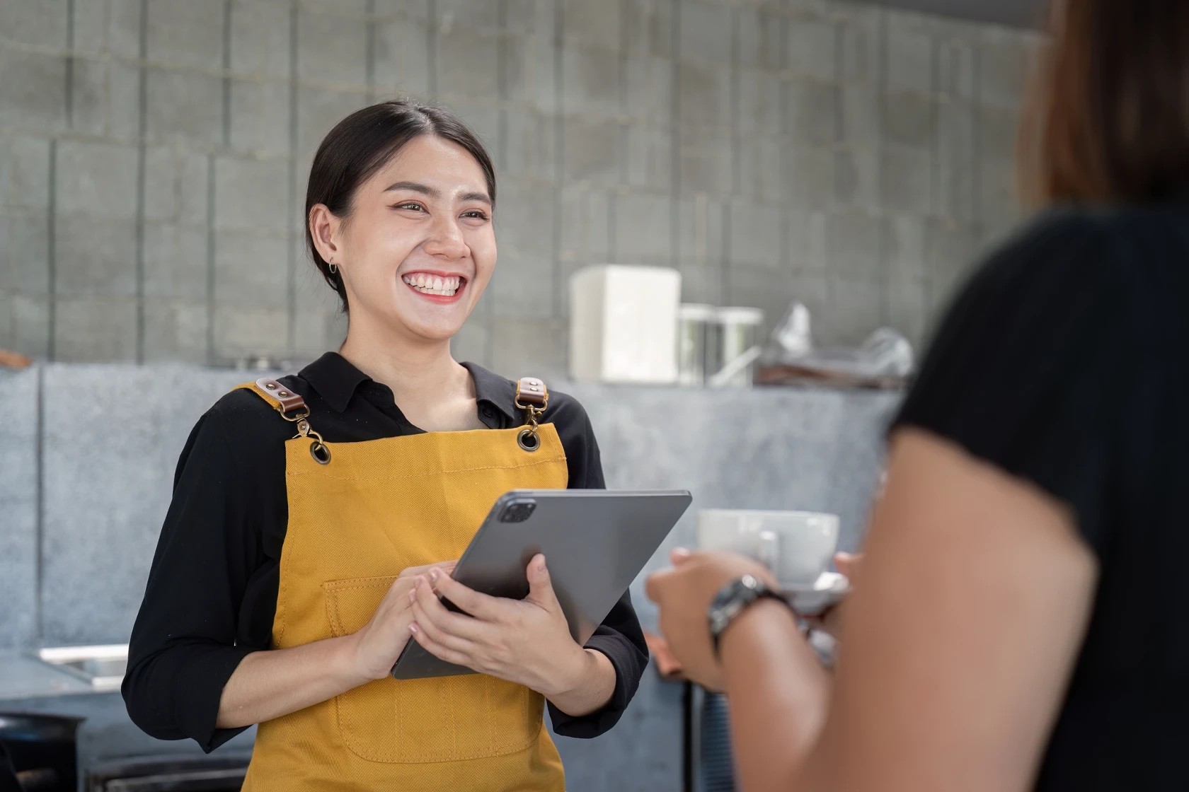 デジタル・リアルを超えた
パーソナライゼーション